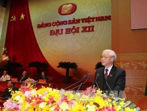 Đồng chí Nguyễn Phú Trọng, Tổng Bí thư Ban Chấp hành Trung ương Đảng Cộng sản Việt Nam khoá XII đọc Diễn văn bế mạc Đại hội.( Ảnh: TTXVN)