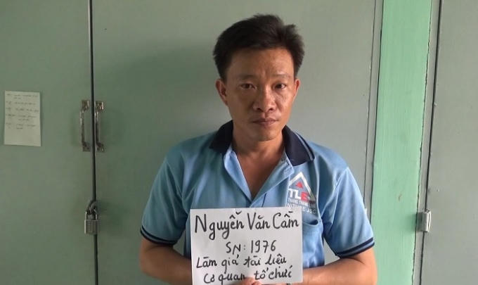 Đối tượng Nguyễn Văn Cầm tại cơ quan công an.