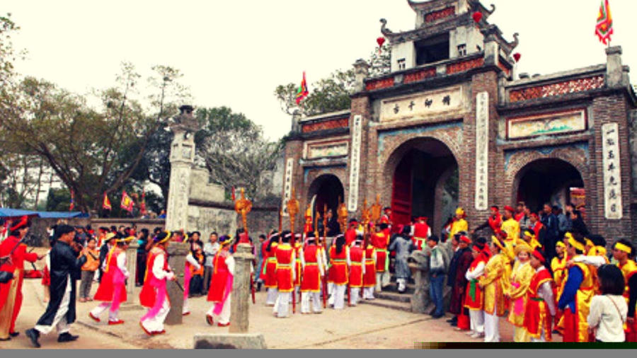 Lễ hội tại chùa Cổ Loa