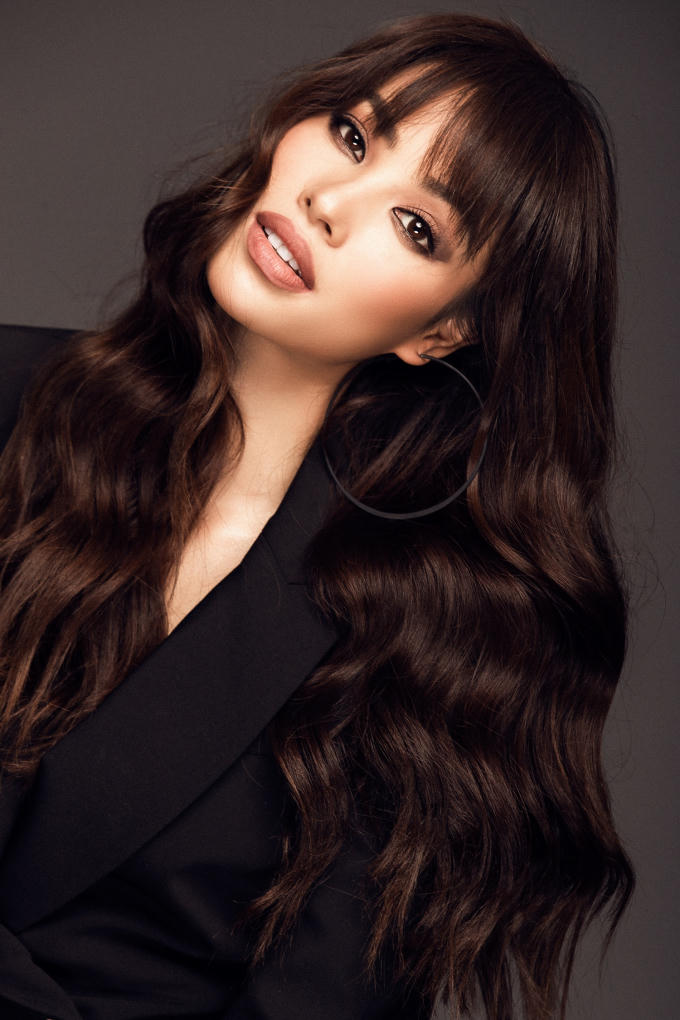 Phạm Hương “về chung nhà” với Nicole Scherzinger khi đầu quân vào công ty agency quốc tế