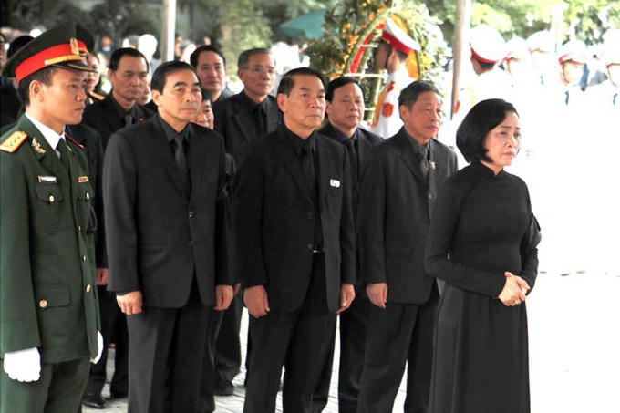 Đoàn tỉnh Ninh Bình do đồng chí Bí thư Tỉnh ủy làm Trưởng đoàn vào viếng Chủ tịch Nước. Ảnh: Đăng Huỳnh.