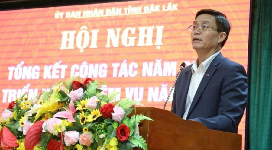 Ủy viên Trung ương Đảng, Bí thư Tỉnh ủy Nguyễn Đình Trung phát biểu tại hội nghị, Ảnh: Báo Đắk Lắk