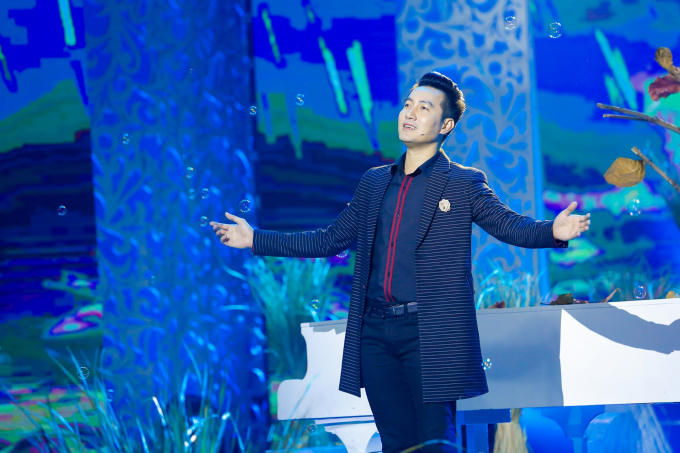 Nguyễn Phi Hùng thả hồn trong âm nhạc.