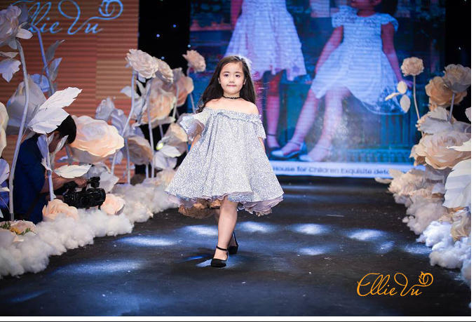 Những nàng công chúa yêu kiều trong thiết kế bồng bềnh của BST “EllieVu in Wonderland”.