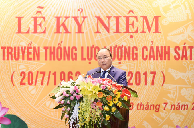 Thủ tướng Nguyễn Xuân Phúc dự lễ kỷ niệm 55 năm Ngày Chủ tịch Hồ Chí Minh ký Lệnh công bố Pháp lệnh về lực lượng Cảnh sát nhân dân (CSND) (20/7/1962- 20/7/2017) do Bộ Công an tổ chức.