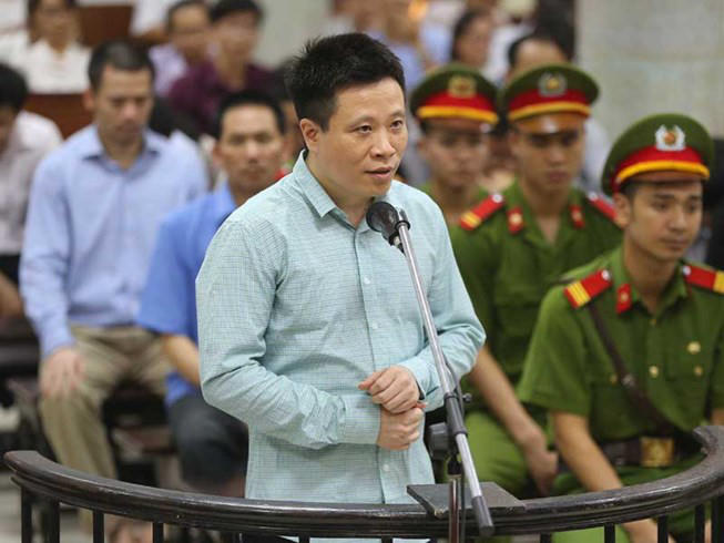 Bị cáo Hà Văn Thắm.