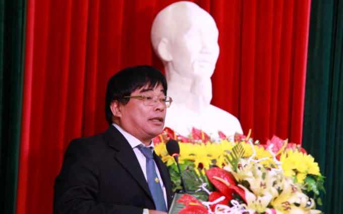 Ông Đỗ Văn Dũng cho rằng nên xem xét lại số liệu gần 200 ngàn cử nhân thất nghiệp