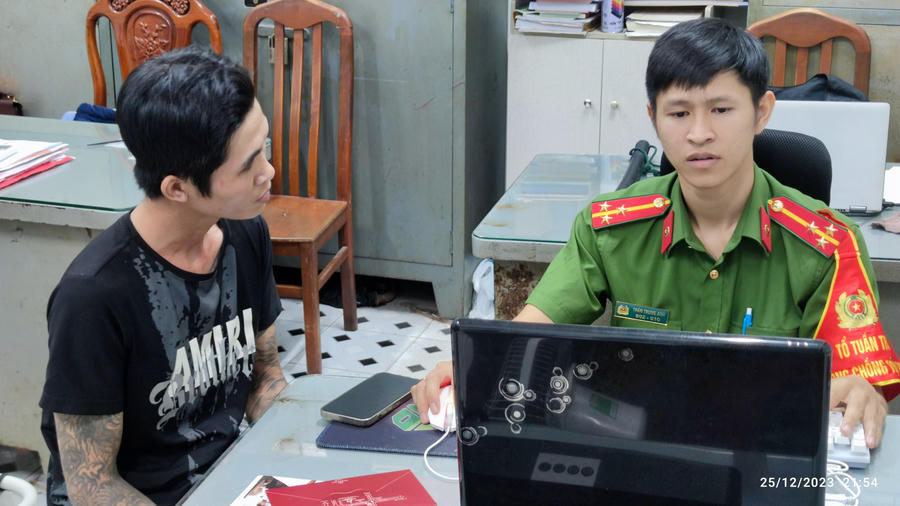 z5009148163830_904f10563b367aec36aee81ef67e5323