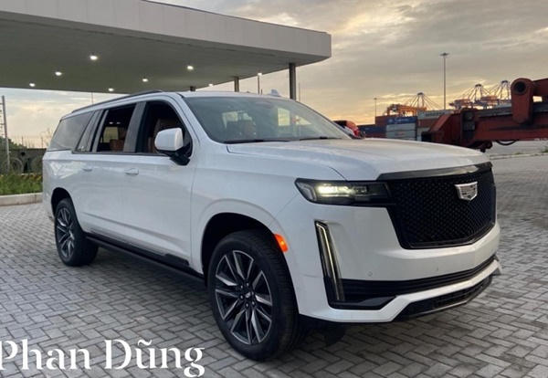 Đại gia Việt đặt hàng Cadillac Escalade ESV Sport độc nhất Việt NamẢnh: Phan Dũng.
