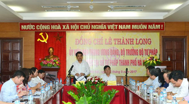 Chủ tịch Nguyễn Đức Chung phát biểu tại buổi làm việc