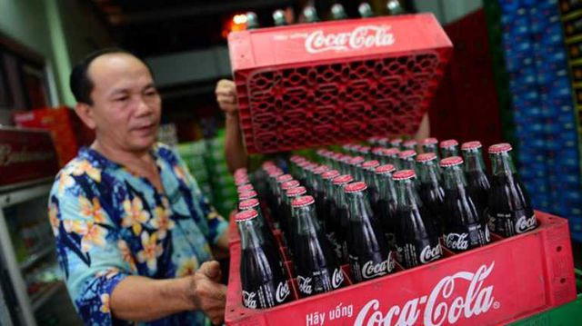 Sau nhiều nỗ lực đấu tranh của phía Việt Nam, đến năm 2013 Coca-Cola Việt Nam đã bắt đầu báo lãi và nộp thuế thu nhập doanh nghiệp cho Chính phủ Việt Nam (Ảnh minh họa)