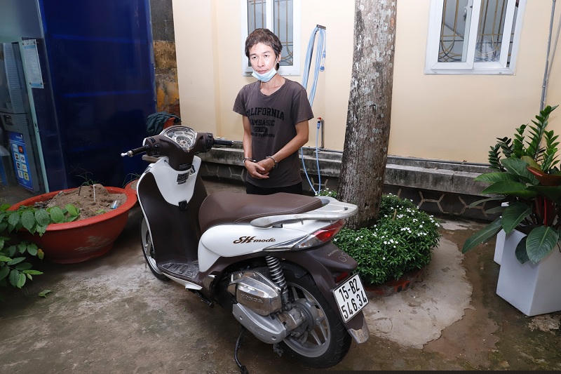 Đối tượng Đỗ Mạnh Hùng và tang vật