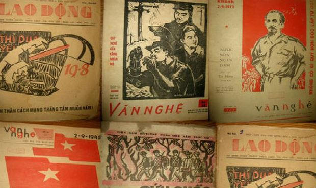 S&aacute;ch trưng b&agrave;y