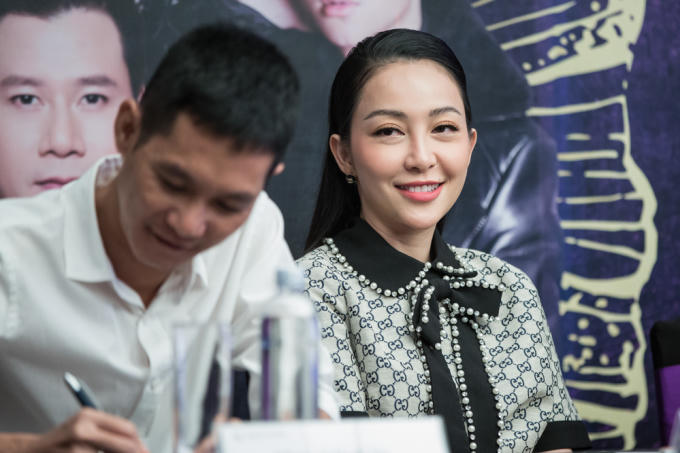 “Chim công làng múa” Linh Nga hào hứng trong buổi ra mắt Đại nhạc hội Son: “Em Mơ”