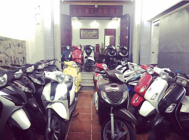 Xe tay ga cao cấp lướt là món hàng được săn đón nhiều nhất sau mùa bóng