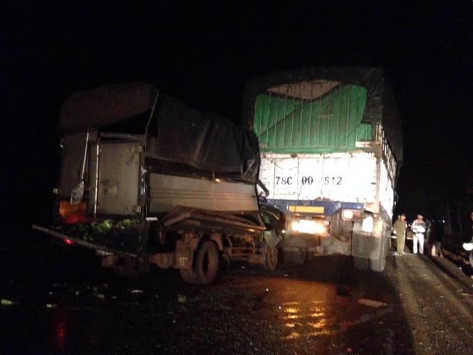 Vụ tai nạn giao thông khiến 2 người thương vong.