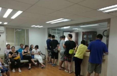 B&aacute;o ch&iacute; quốc tế b&igrave;nh luận g&igrave; về việc Việt Nam tăng cường quản l&yacute; du kh&aacute;ch Trung Quốc?