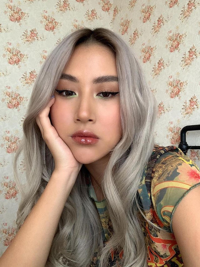 Trước đây, Quỳnh Anh Shyn từng có chuyện tình đẹp với nam diễn viên Bê Trần. Sau khi chia tay mối tình đầu, cô nàng có công khai mối quan hệ tình cảm với Will (365) nhưng cũng sớm đường ai nấy đi. Hiện tại cô nàng vẫn đang bật chế độ “độc thân vui tính”.