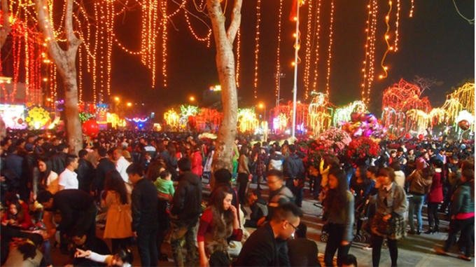 Phong tục đi lễ đền Nghè đầu năm của người Hải Phòng.
