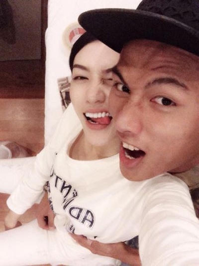 Cặp đôi này thường xuyên chụp ảnh thân mật với nhau, khiến nhiều người phải ghen tị. Ảnh: internet.