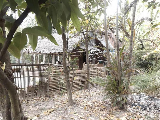 Nhà của bé Đ. (Ảnh: báo Vietnamnet)