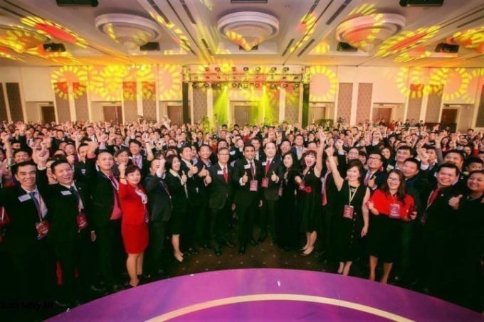 Hơn 1.300 Doanh nhân VN và quốc tế tham dự HNĐC 2017 tại VN.