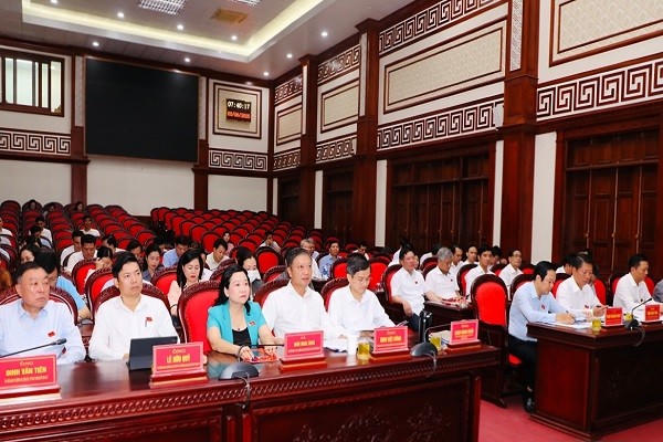 Quang cảnh kỳ họp.