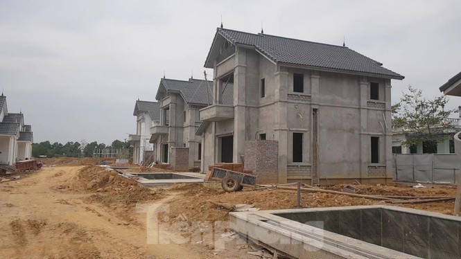 Bên trong dự án Vườn Vua hơn 1.400 tỷ vướng hàng loạt sai phạm ở Phú Thọ - ảnh 5