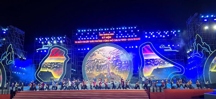 Chương trình nghệ thuật đặc sắc tại lễ kỷ niệm 70 năm Ngày giải phóng Vùng mỏ.