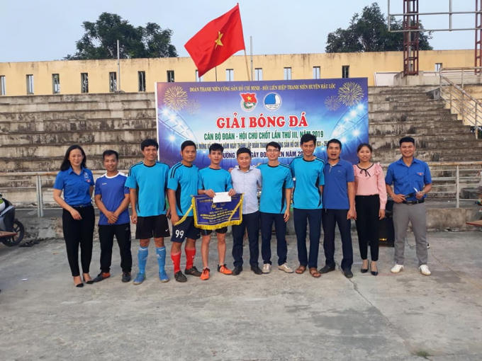 Hậu Lộc (Thanh H&oacute;a): Tổ chức giải b&oacute;ng đ&aacute; c&aacute;n bộ Đo&agrave;n, Hội to&agrave;n huyện lần thứ III
