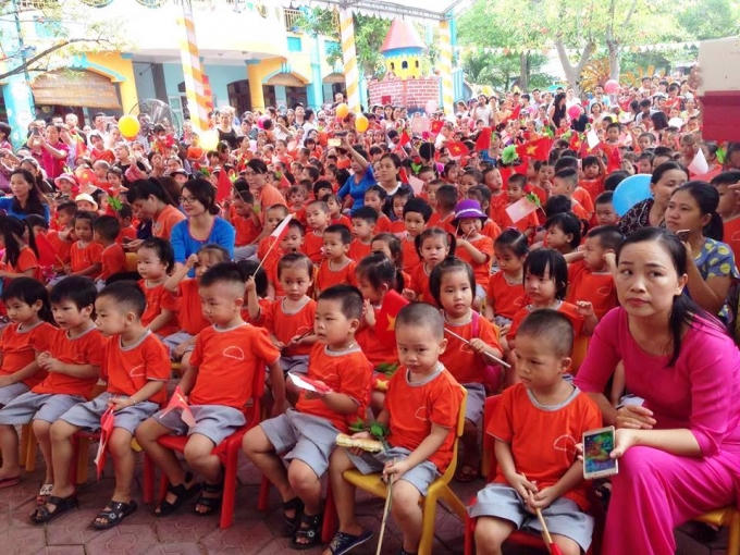 Gần 1000 các em nhỏ trường Mầm non 1 (TP Hà Tĩnh) đón chào năm học mới.