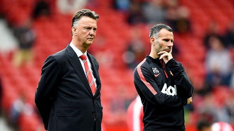 Chiếc ghế của HLV Van Gaal đang lung lay dữ dội sau thành tích bết bát của MU