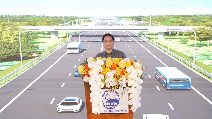 Thủ tướng Chính phủ Phạm Minh Chính tin tưởng với năng lực, kinh nghiệm của liên danh Becamex Bình Dương và Đèo Cả sẽ làm tốt và sớm hoàn thành dự án cao tốc TP. HCM - Thủ Dầu Một - Chơn Thành.