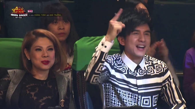 Ban gi&aacute;m khảo sững sờ với ch&agrave;ng trai giống giọng h&aacute;t Đan Trường 99%