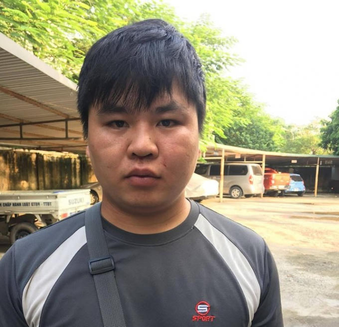Phóng viên Nguyễn Duẩn bị số đối tượng hành hung sau khi làm việc tại UBND phường Nhật Tân.