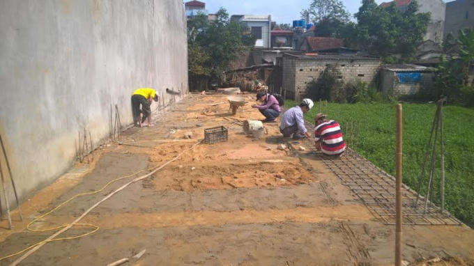 Khuôn viên móng nhà nời phát hiện bộ hài cốt. (Ảnh: A.Thắng)