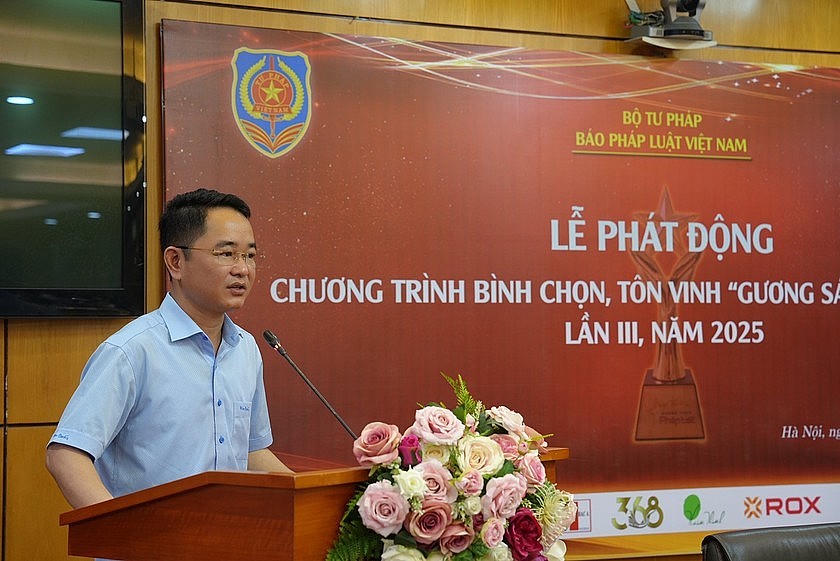 TS.Vũ Hoài Nam - Tổng biên tập Báo PLVN phát động Chương trình bình chọn, tôn vinh "Gương sáng pháp luật".