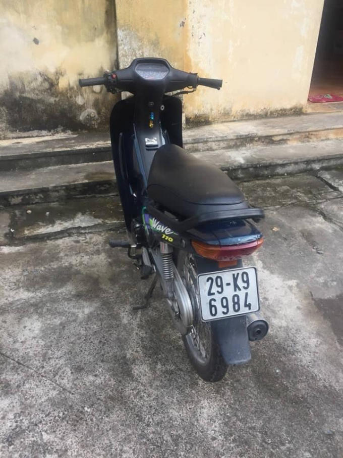 Chiếc xe máy của hai đối tượng dùng để gây án.