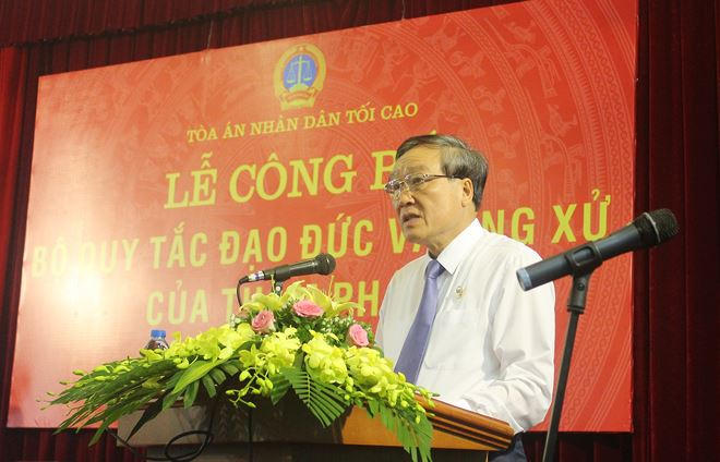 Chánh án TAND tối cao Nguyễn Hòa Bình.