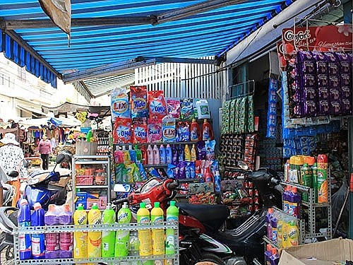 Người bán hàng nhỏ lẻ không phải đăng ký hộ kinh doanh. (Ảnh minh họa).