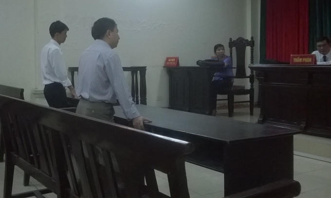 Ông Lê Anh Tuấn và bị đơn trong phần tranh luận tại phiên tòa phúc thẩm