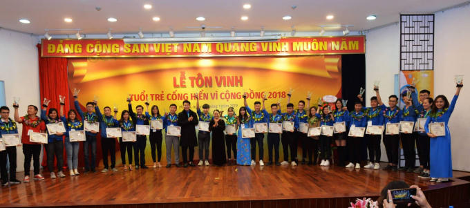 Lễ tôn vinh