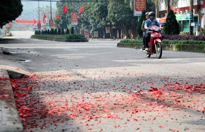 Chính phủ yêu cầu 6 tỉnh kiểm tra tình trạng đốt pháo đêm giao thừa Tết Mậu tuất 2018.