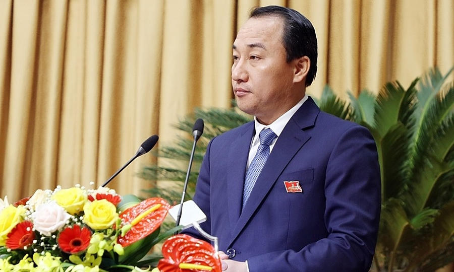 Ông Nguyễn Xuân Thanh - Giám đốc Sở Tài nguyên và Môi trường Bắc Ninh trả lời chất vấn tại kỳ họp HĐND tỉnh Bắc Ninh, tháng 12.2021. Ảnh: Cổng thông tin tỉnh Bắc Ninh
