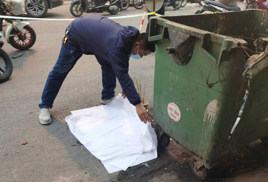 Xót thương thai nhi bỏ cạnh thùng rác