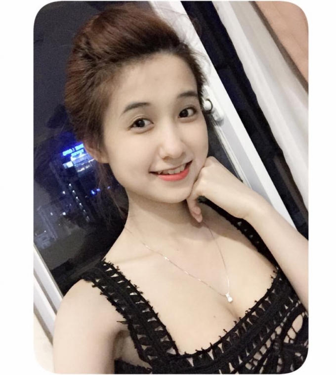 Phan Angela là hot girl trên mạng xã hội.