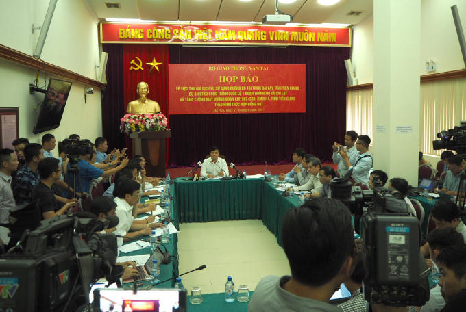 Chiều 17/8, Bộ GTVT đã tổ chức buổi họp báo cung cấp thông tin liên quan trạm thu phí Cai Lậy (Tiền Giang).