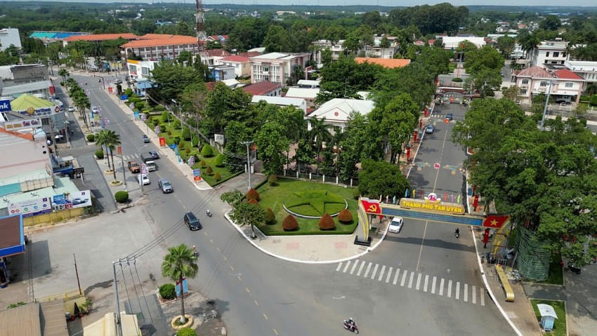 Một số tuyến đường tại 2 thành phố mới là Tân Uyên và Bến Cát sẽ được bổ sung, điều chỉnh trong bảng giá các loại đất hiện nay.
