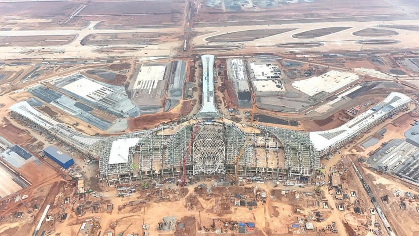 Sau 3 năm khởi công, sân bay Long Thành đã trở thành hình ảnh tiêu biểu cho một đại công trường quốc gia.