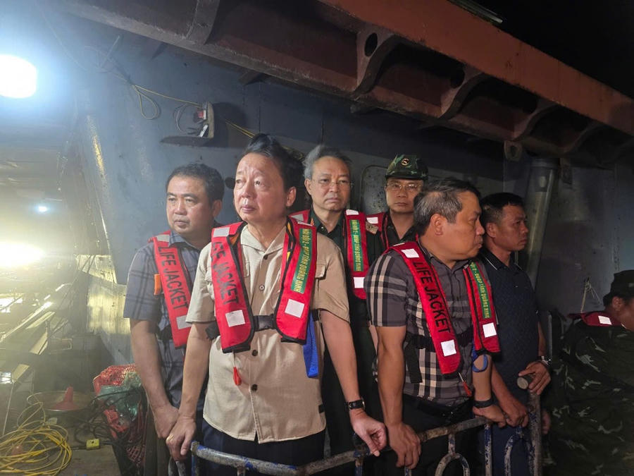 Phó thủ tướng Chính phủ Trần Hồng Hà chỉ đạo trực tiếp tại hiện trường.